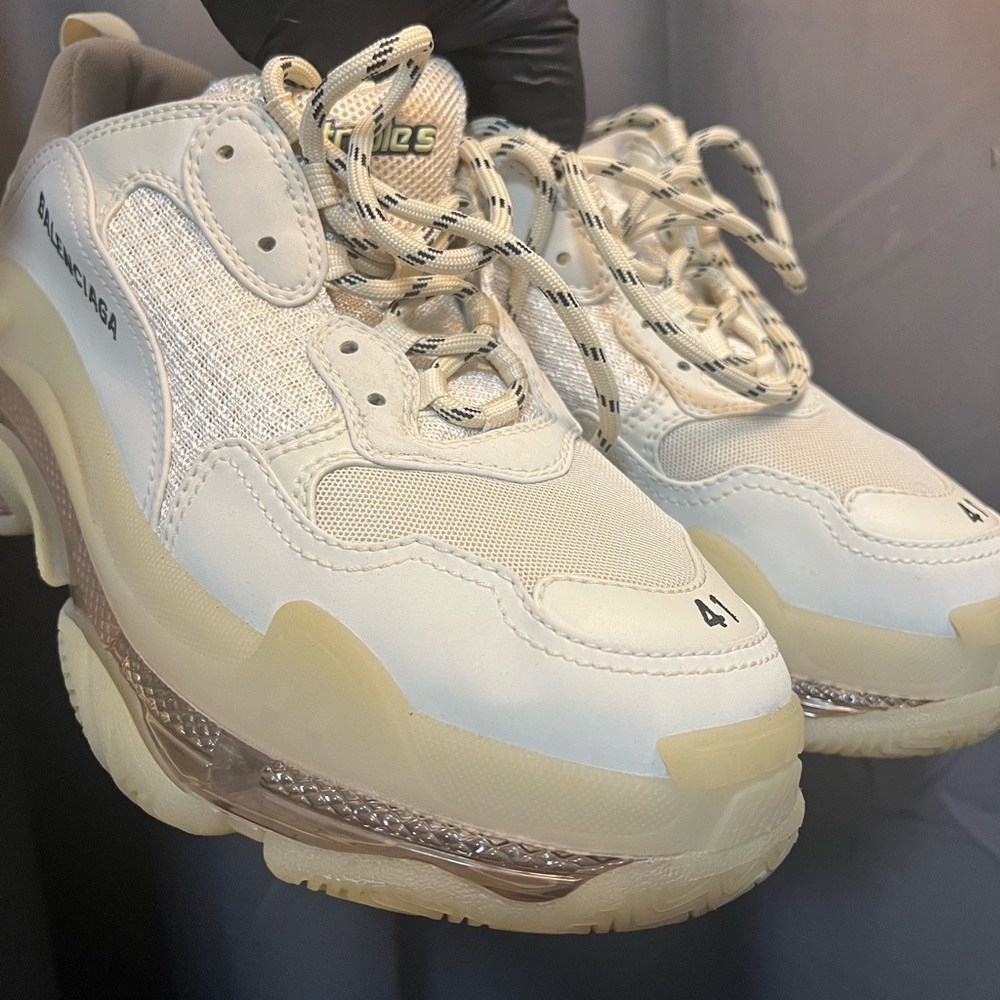 "AUTHENTIC”Triple S Clear Sole Sneaker in off white double foam and mesh